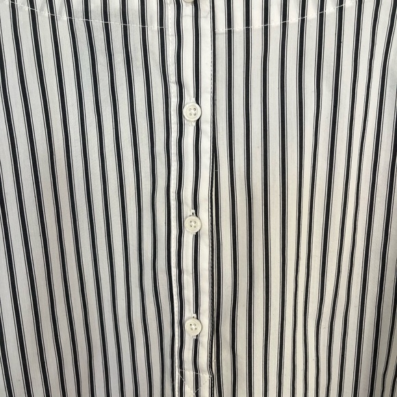 WORTHINGTON BLACK & WHITE STRIPE BLOUSE WITH BUTTONS DOWN THE BACK TOP PORTION - Picture 5 of 7